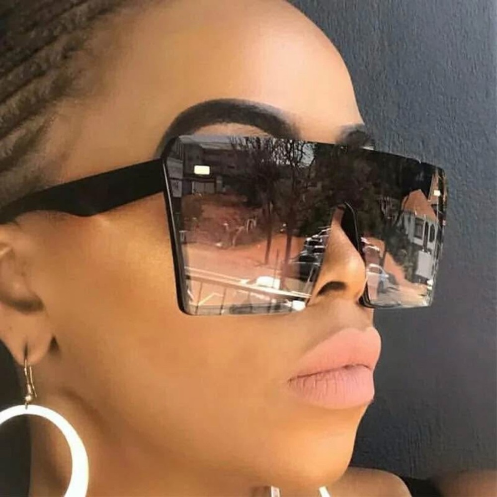 Stylish Black Oversized Sunglasses